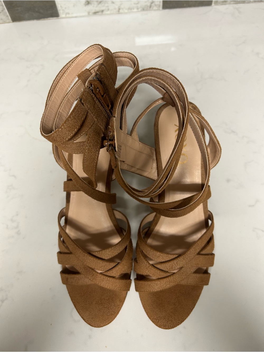 XOXO Eden Cognac Faux Suede Strappy Block Heel Sandals Women’s Size 9
